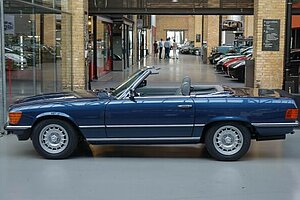 Mercedes-Benz 500 SL R107