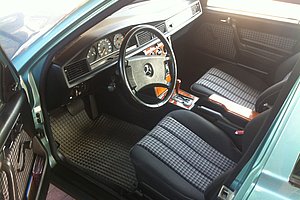 Mercedes Benz "Baby Benz" 190e