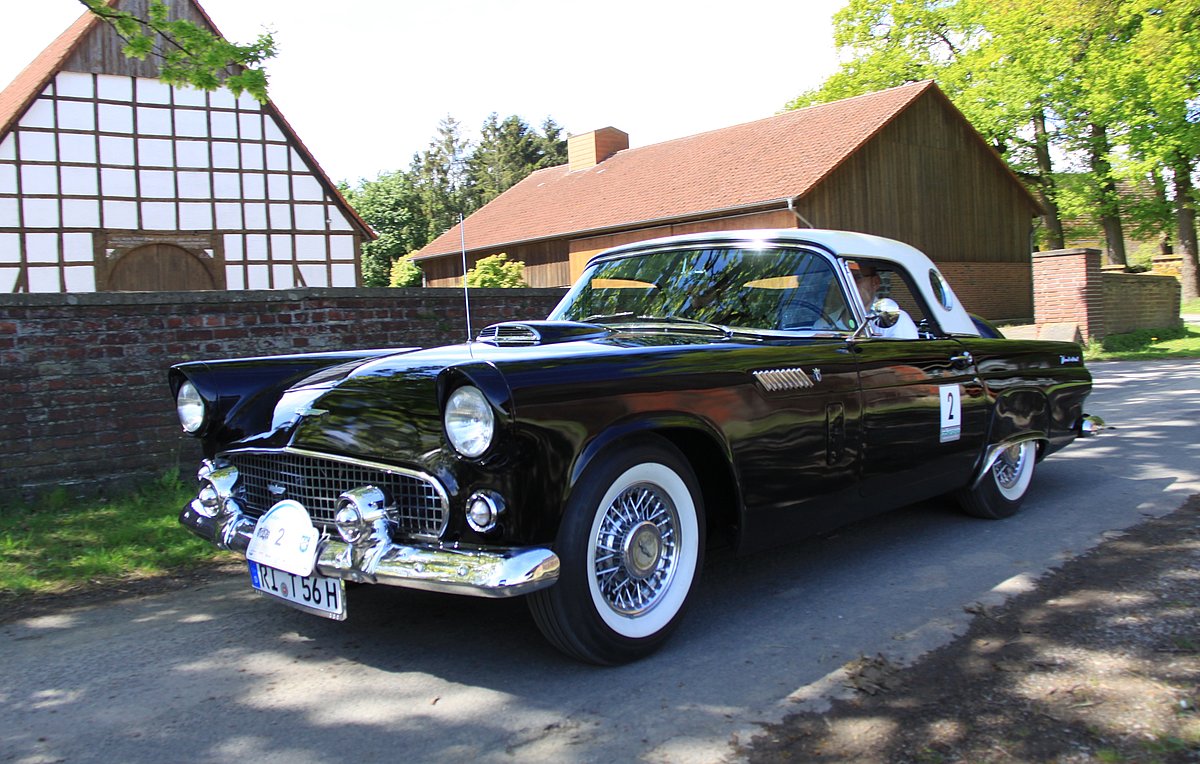 Klassischer Thunderbird der ersten Serie