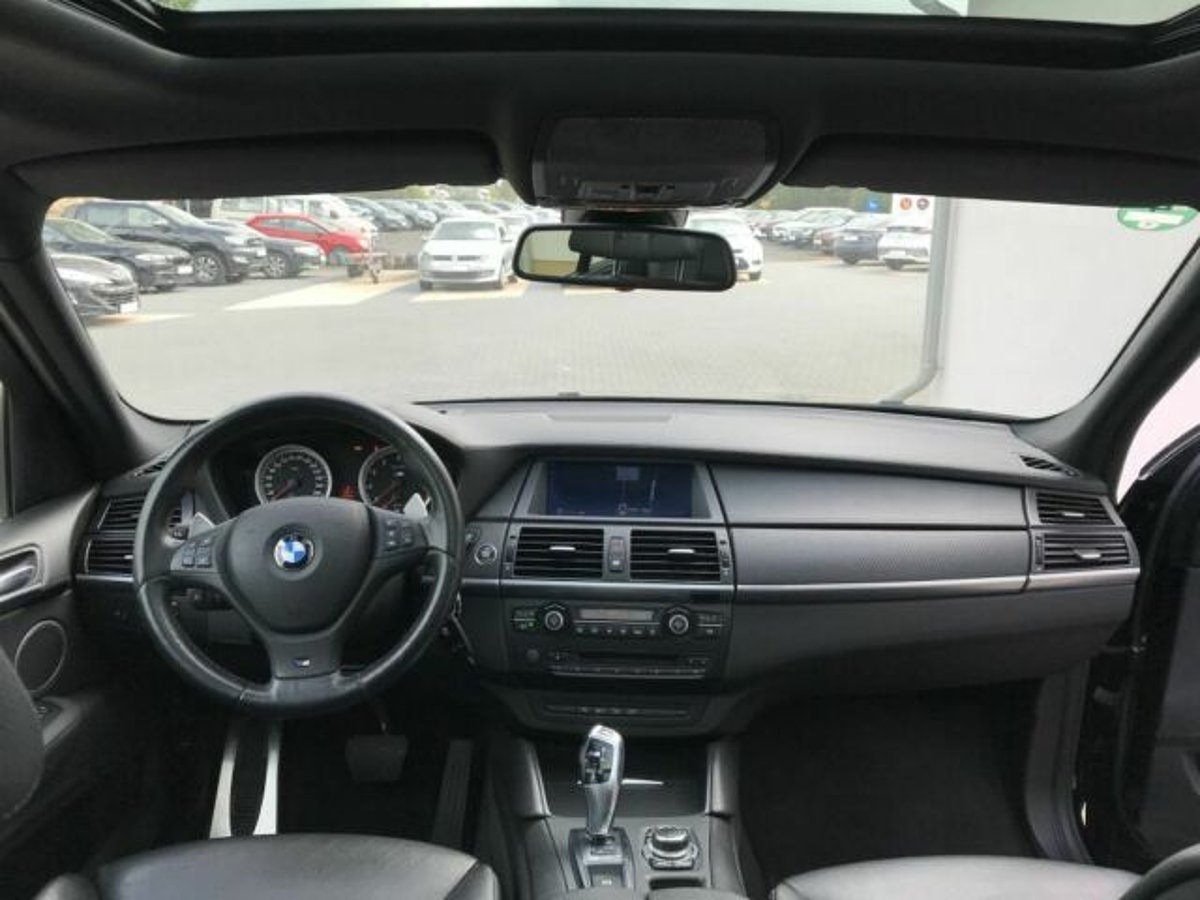 BMW X5 M Panorama Lenkradheizung