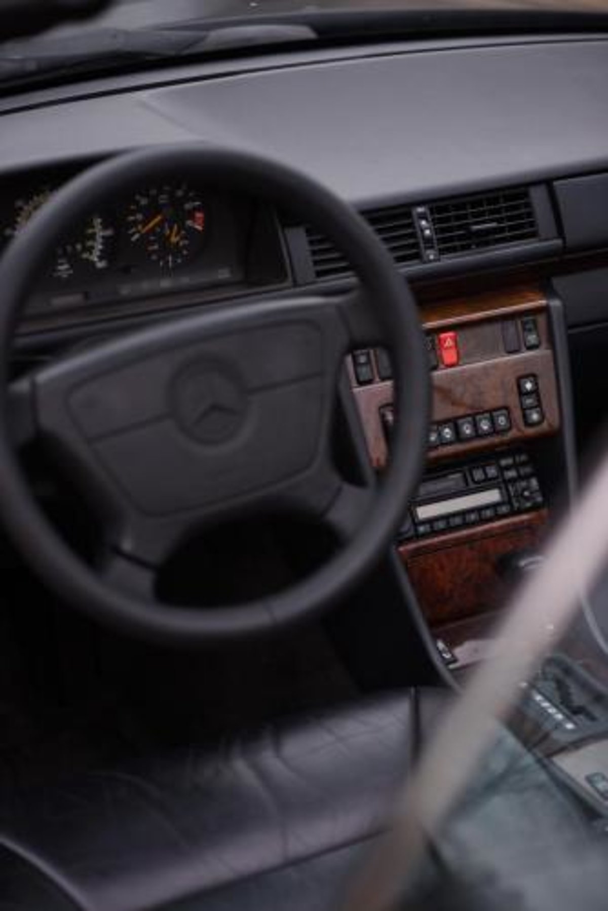 Mercedes-Benz W124 E320 Cabrio