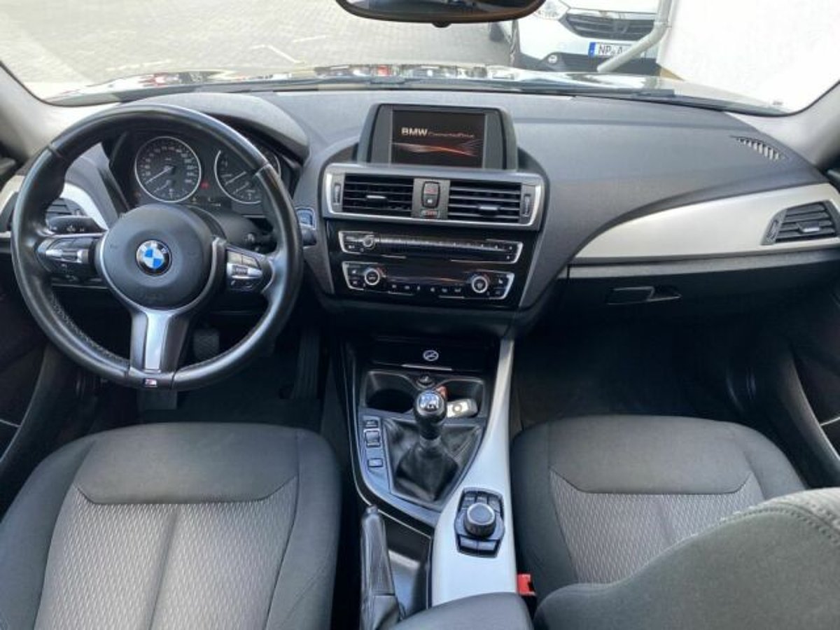 BMW 118i Advantage M Lenkrad PDC