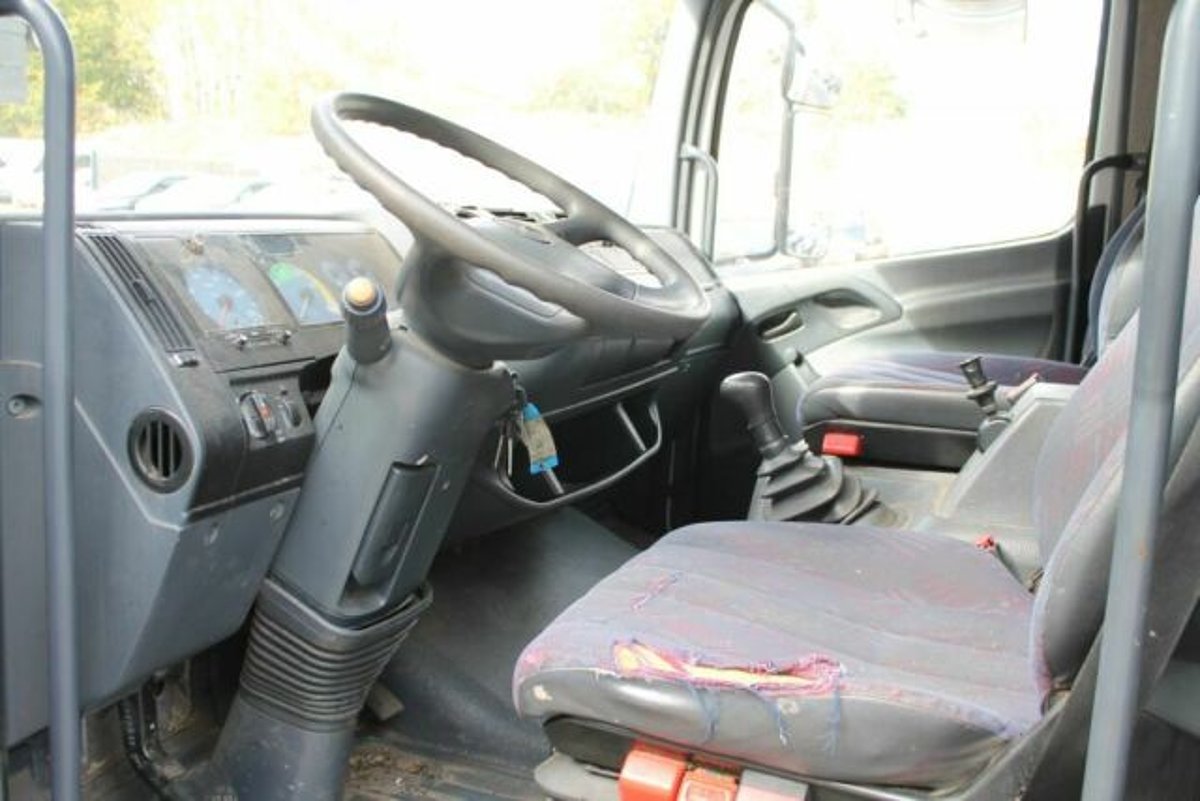 Mercedes-Benz 815 D Atego 670.323 Kasten