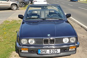BMW 325 E30