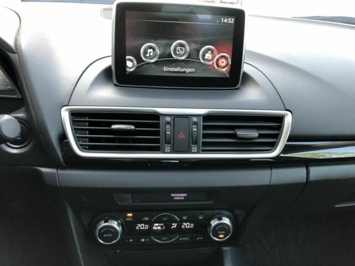 Mazda 3 SKYACTIV-G 120 Automatik Center-Line