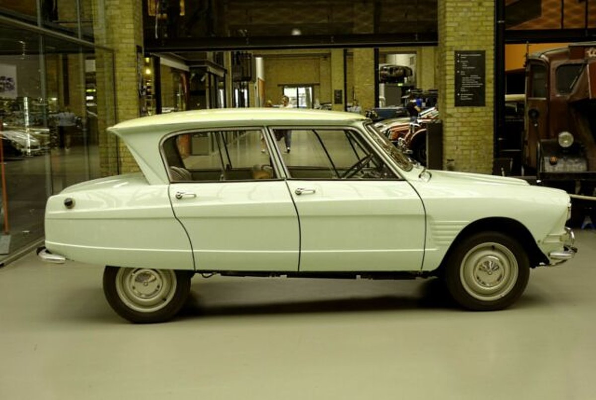 Citroën AMI 6 Berline