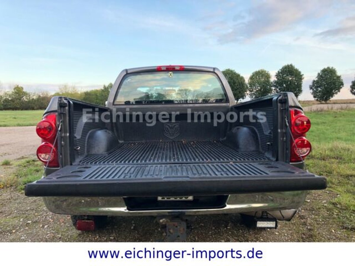 Dodge RAM 2500 Laramie Quad Cab 2WD 6,7l Cummins