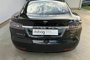 Tesla Model S 90D Allradantrieb