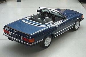 Mercedes-Benz 500 SL R107