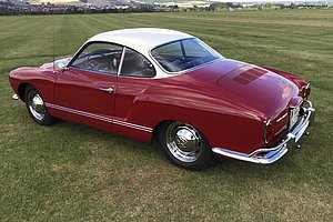 Wunderschönes VW Karmann-Ghia Coupé