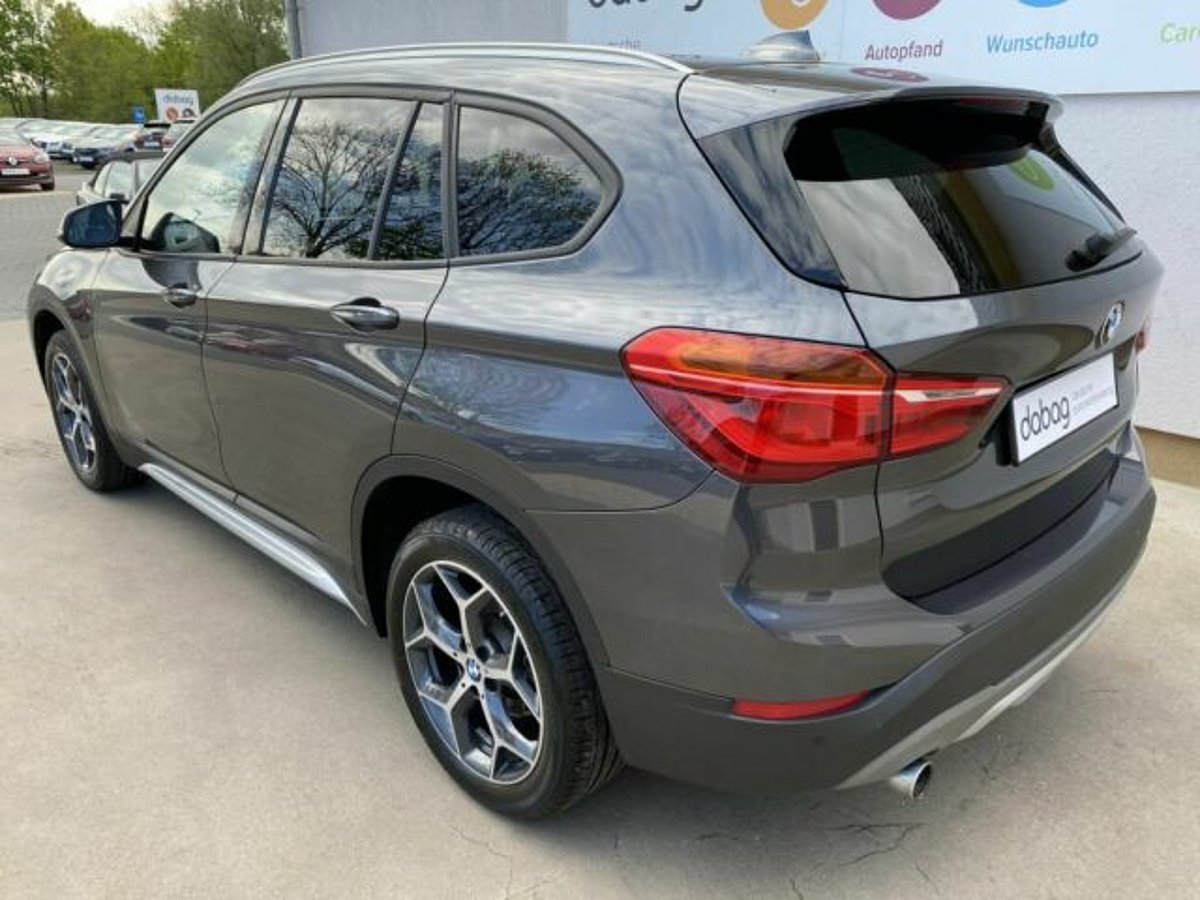 BMW X1 sDrive18d Aut. xLine Leder Navigation Headup
