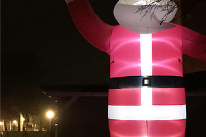 Riesen Weihnachtsmann