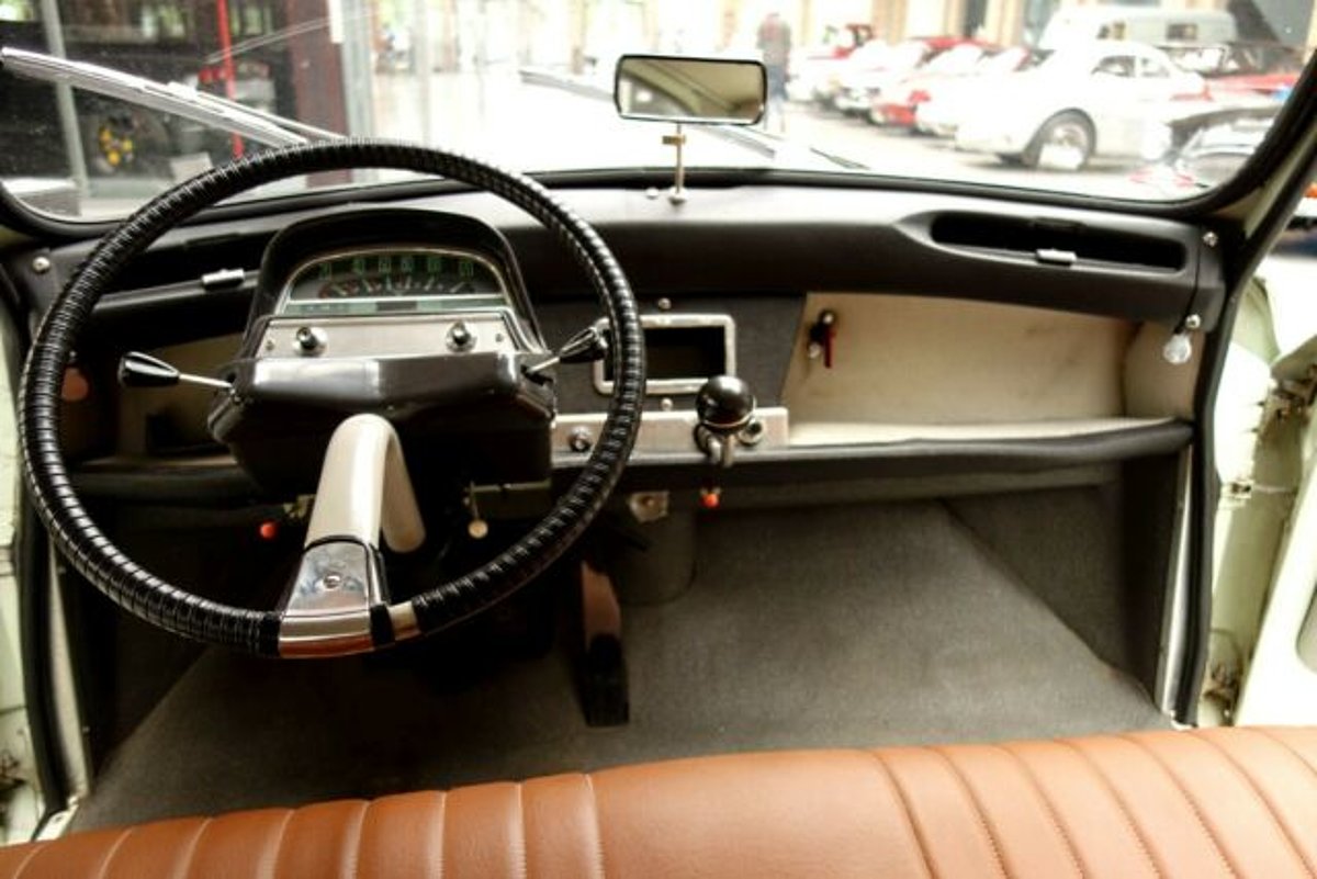 Citroën AMI 6 Berline