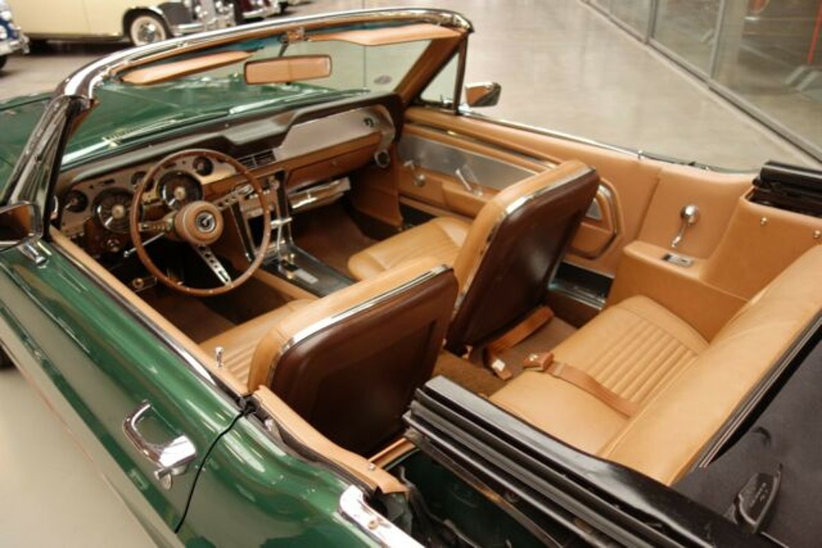 Ford Mustang GTA Convertible