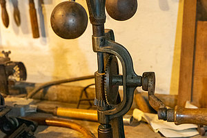 Fliehkraftbohrmaschine um 1860/70