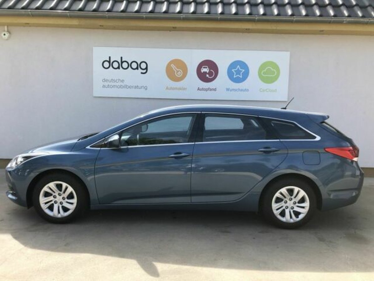 Hyundai i40 Kombi blue 1.6 Classic