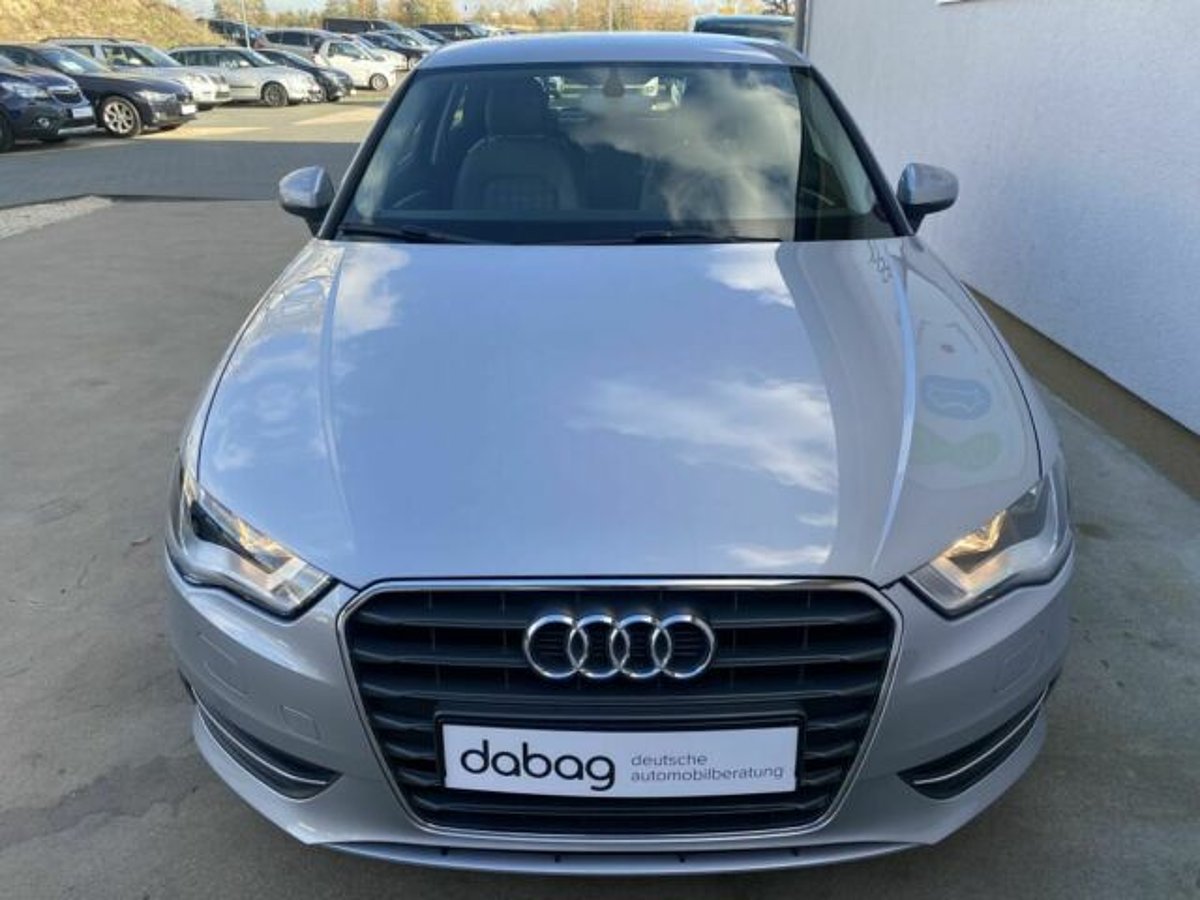 Audi A3 1.2 TFSI S tronic PDC Allwetter