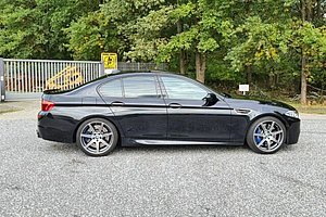 BMW M5 DKG Competition