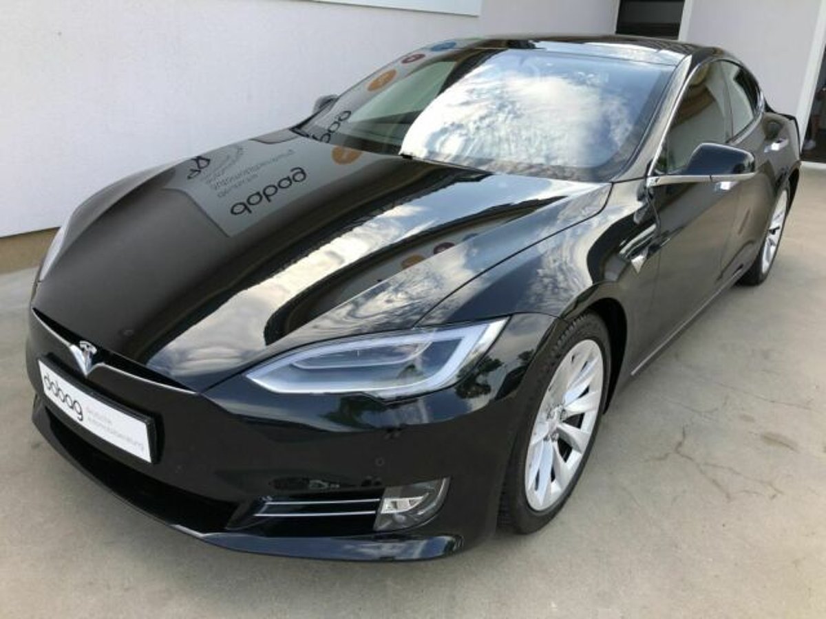 Tesla Model S 90D Allradantrieb
