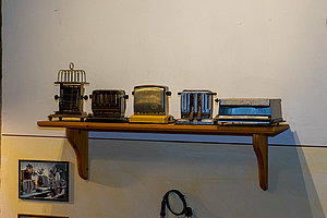 verschiedene historische Toaster