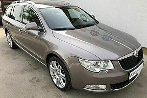 Skoda Superb Combi 2.0 TDI DSG Elegance