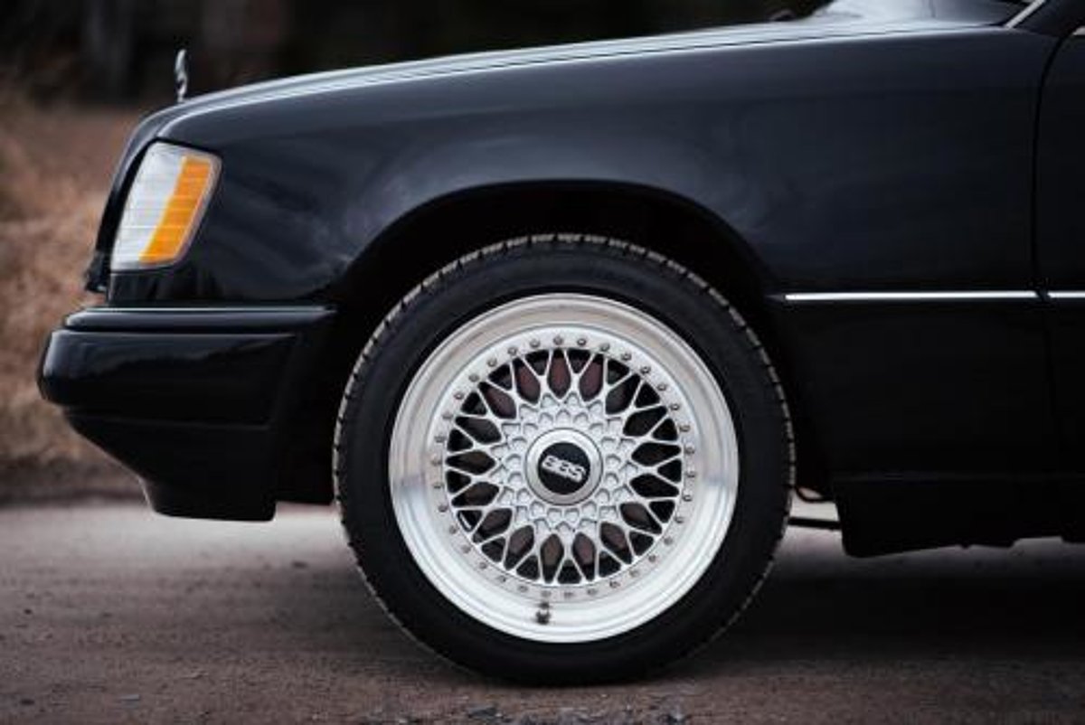 Mercedes-Benz W124 E320 Cabrio
