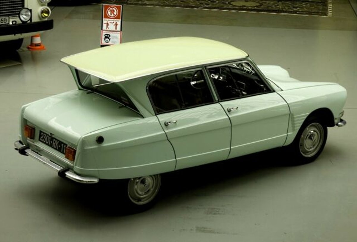 Citroën AMI 6 Berline