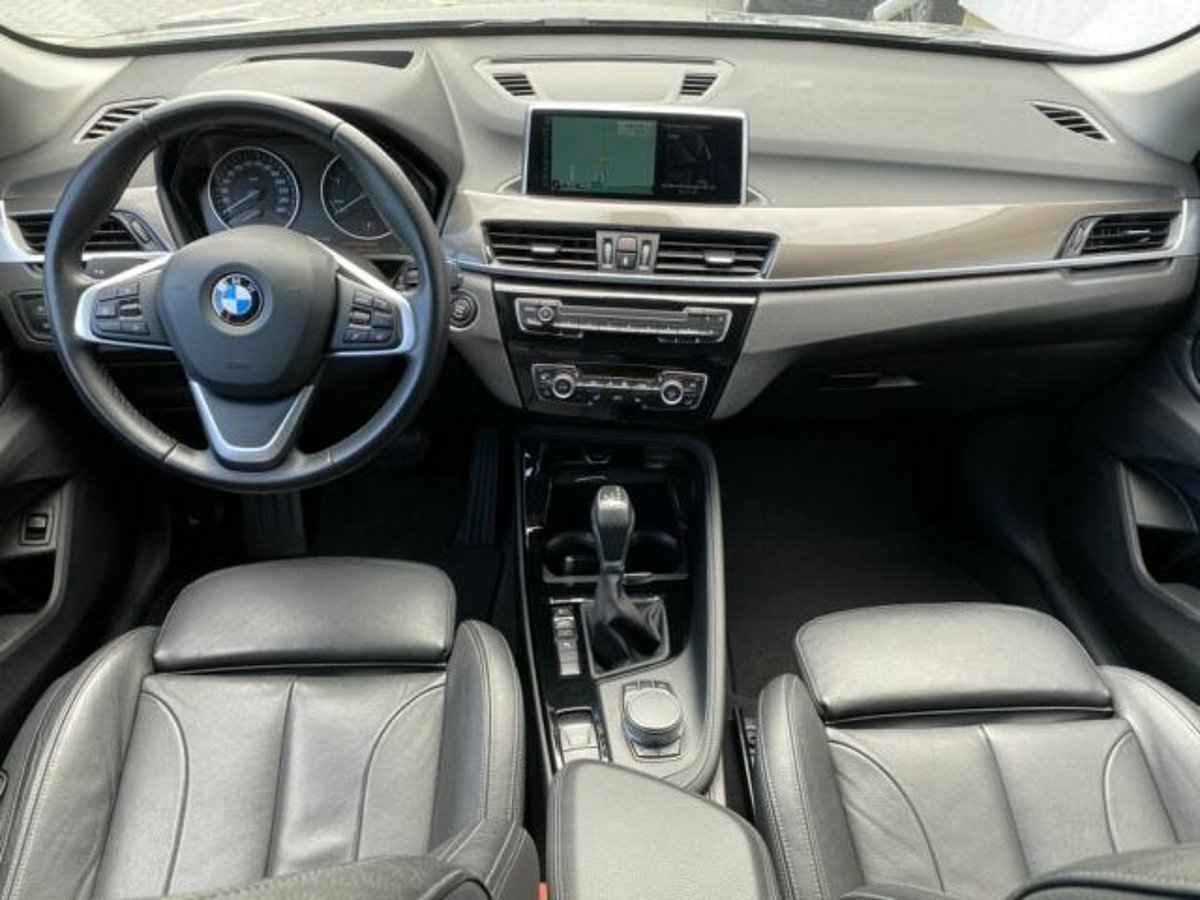 BMW X1 sDrive18d Aut. xLine Leder Navigation Headup