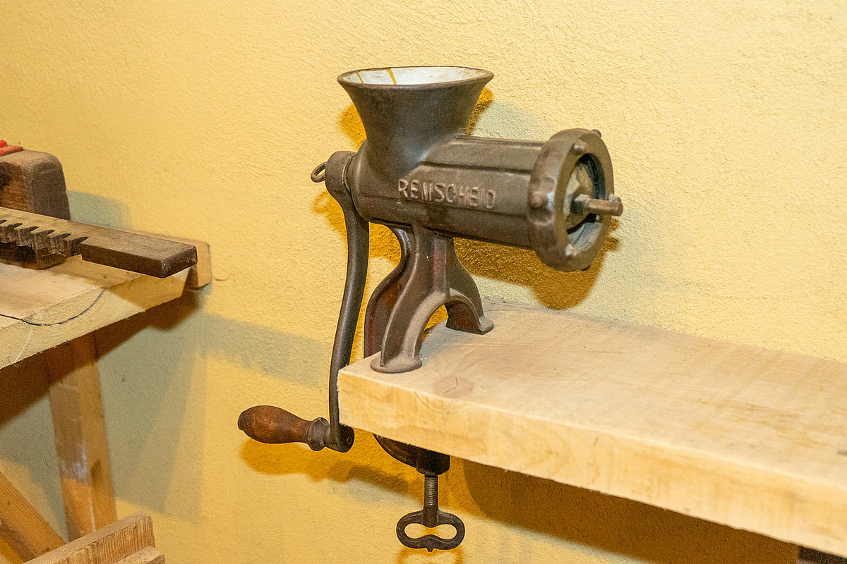 Fleischwölfe um 1920