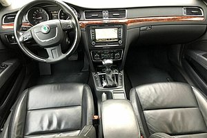 Skoda Superb Combi 2.0 TDI DSG Elegance