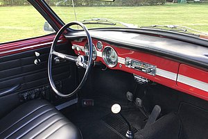 Wunderschönes VW Karmann-Ghia Coupé